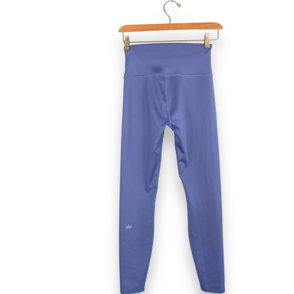 EUC ALO Yoga HIGH-WAIST AIRLIFT LEGGING - INFINITY BLUE Leggings Size Small - Picture 2 of 11